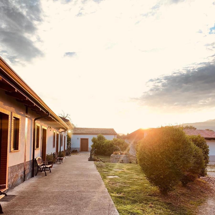 Il Melograno Villa Francavilla Marittima ภายนอก รูปภาพ