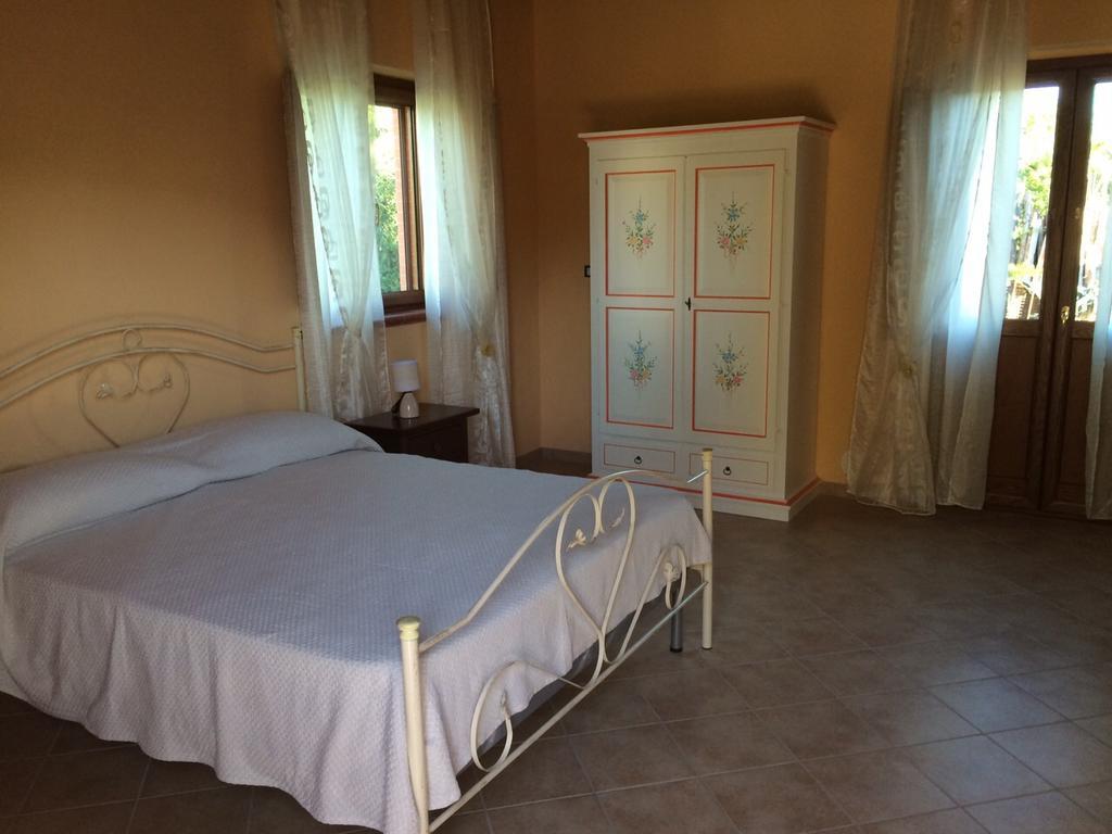 Il Melograno Villa Francavilla Marittima ภายนอก รูปภาพ
